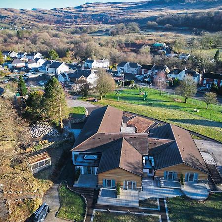 Suite 5 - Sleeping Giant Hotel - Pen Y Cae Inn Brecon Exterior photo