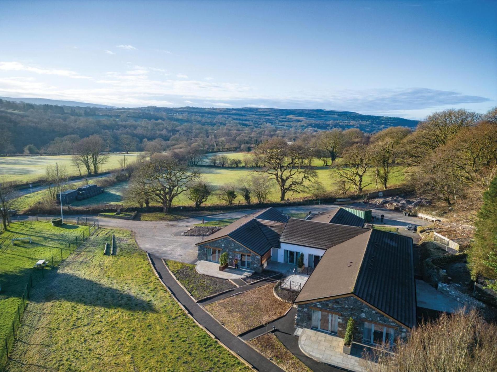 Suite 5 - Sleeping Giant Hotel - Pen Y Cae Inn Brecon Exterior photo
